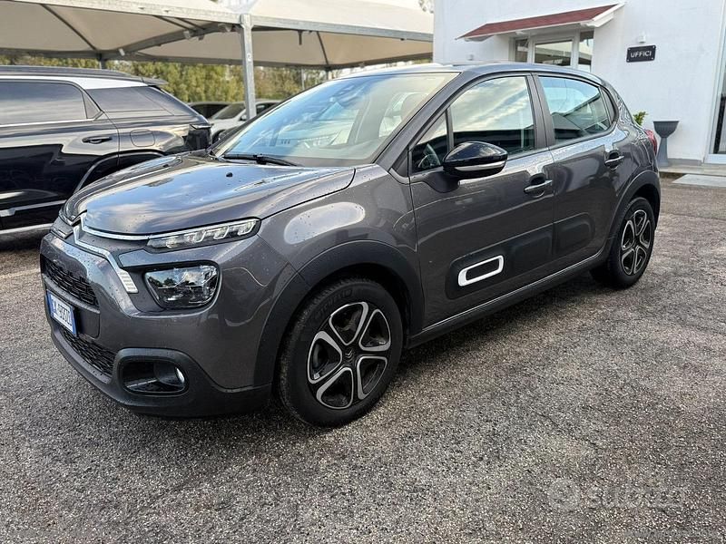 Usata Citroën C3 Feel 127 CV (93 kW) 2022 Grigio Utilitaria