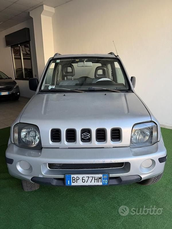 Second-hand Suzuki Jimny 81 CP (59 kW) 1999 Gri SUV