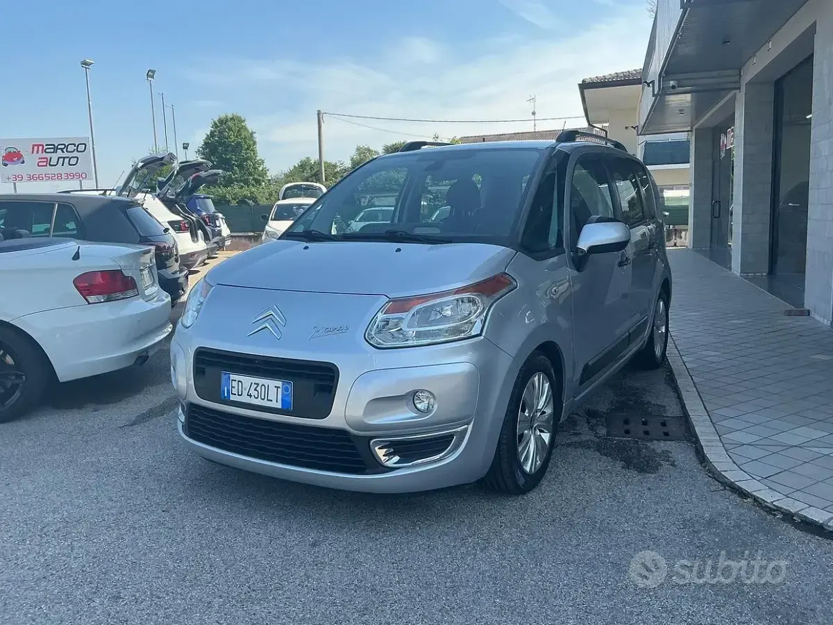 Usata Citroën C3 Picasso 90 CV (66 kW) 2010 Grigio Monovolume