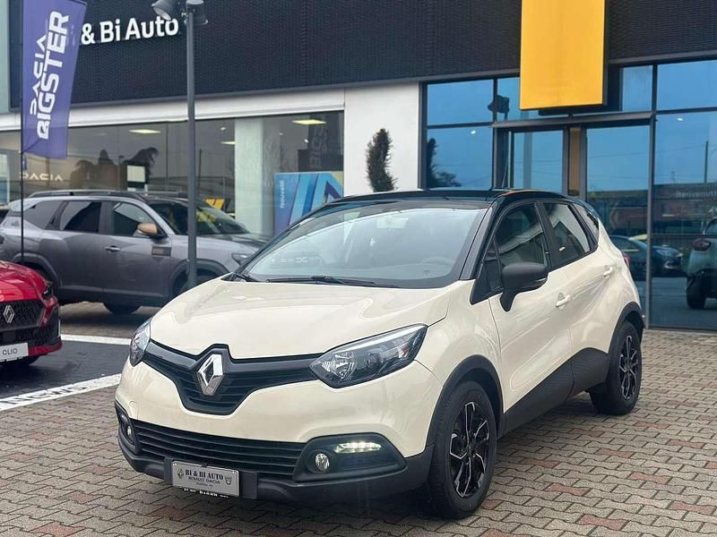 Usata Renault Captur 90 CV (66 kW) 2014 Beige+tetto nero SUV
