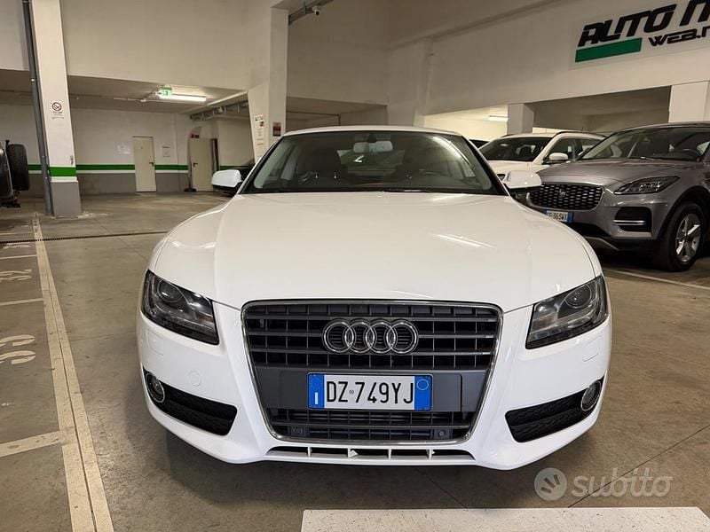 Usata Audi A5 Ambition 160 CV (117 kW) 2010 Bianco Coupé