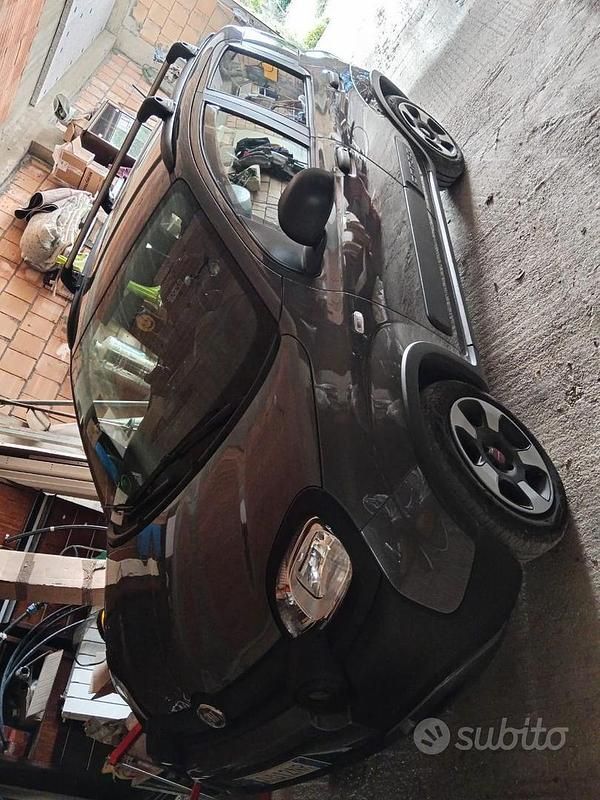 Usata 2020 Fiat Panda Due volumi | 11.900 € (Cara) - Immagine 1/2