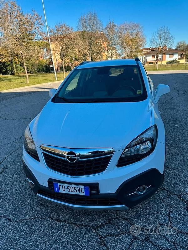 Usata Opel Mokka 140 CV (102 kW) 2016 Bianco SUV