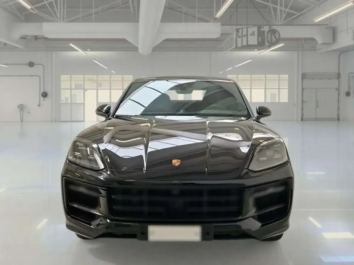 Usata Porsche Cayenne 354 CV (260 kW) 2024 Nero SUV
