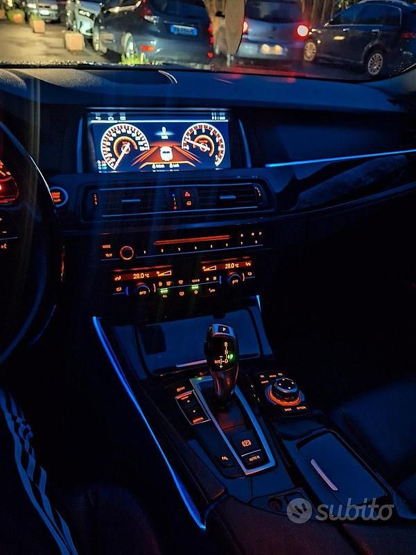 Usata BMW 520 184 CV (135 kW) 2011 Grigio Station wagon