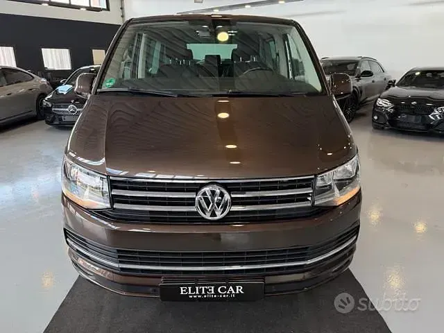 Usata VW Multivan Highline 204 CV (150 kW) 2017 Marrone Monovolume