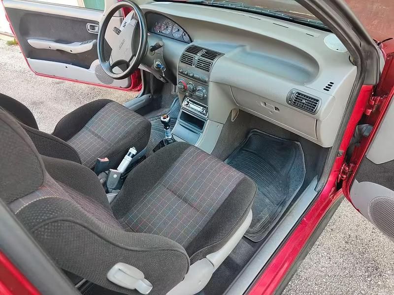 Usata Fiat Punto 133 CV (97 kW) 1995 Berlina