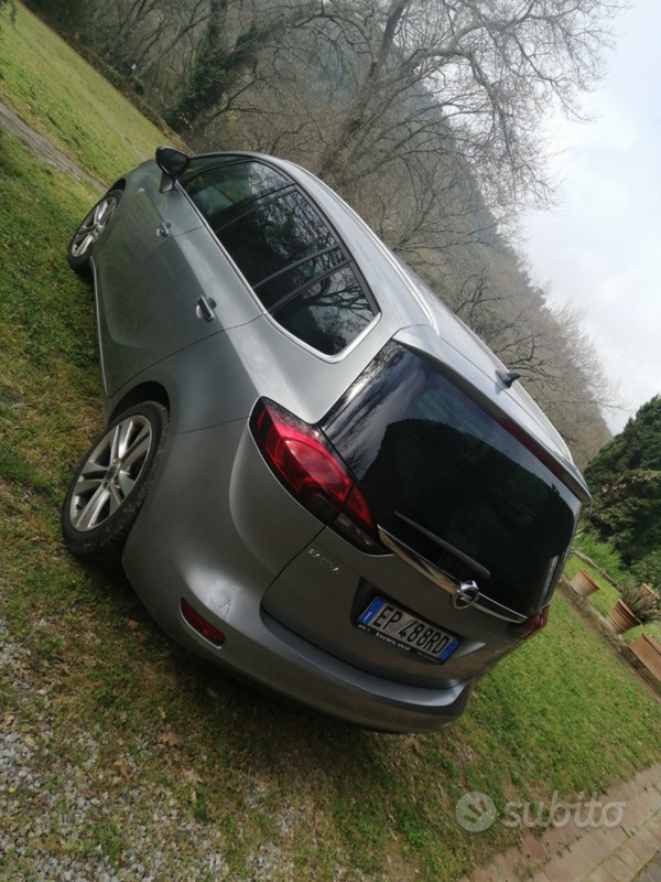 Usato 2013 Opel Zafira Tourer 2.0 Diesel 131 CV (5.600 €)
