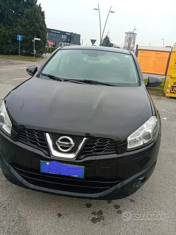 Usata Nissan Qashqai 106 CV (77 kW) 2013 Nero SUV