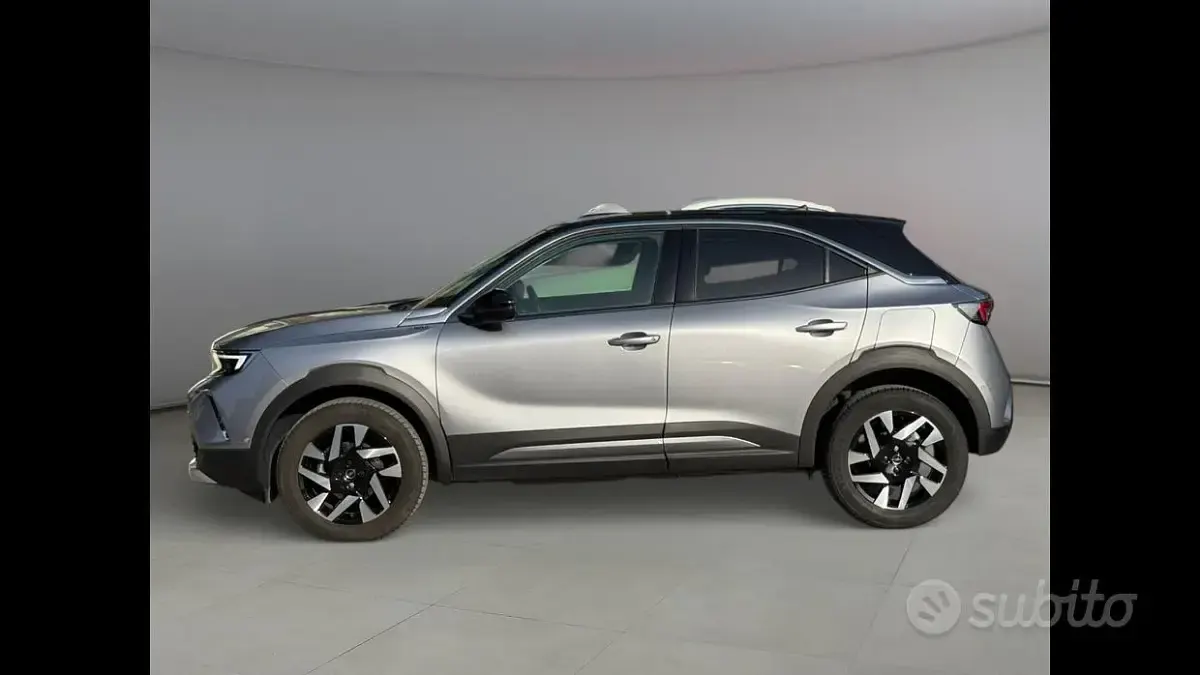 Usata Opel Mokka Elegance 110 CV (80 kW) 2023 Nero SUV