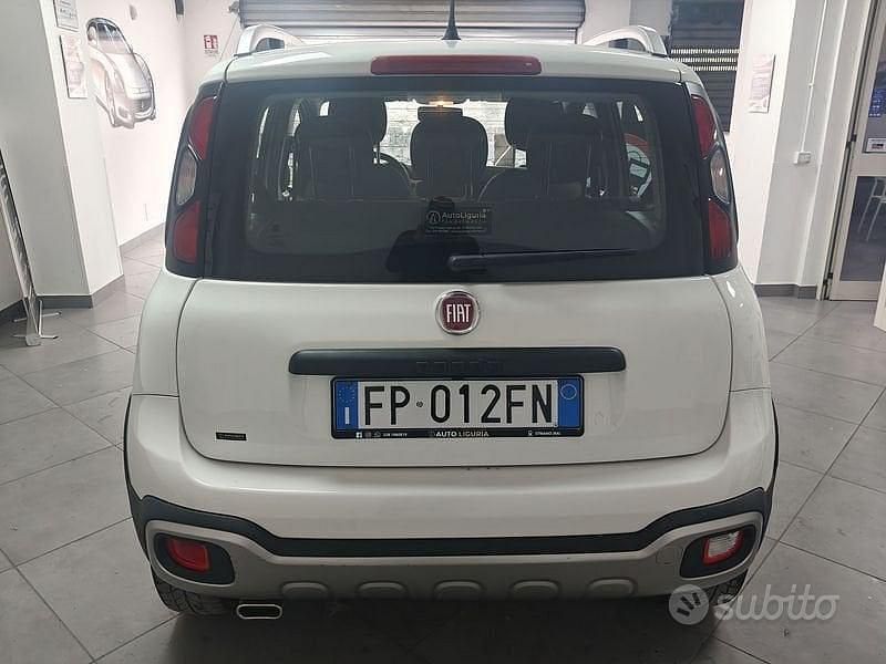 Occasion Fiat Panda Cross Cross 95 ch (69 kW) 2018 Blanc Citadine
