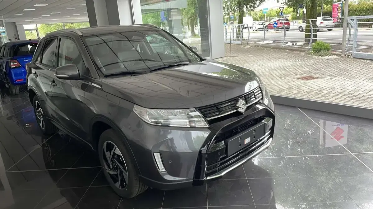 Nuova Suzuki Vitara 110 CV (80 kW) 2026 Oslo SUV