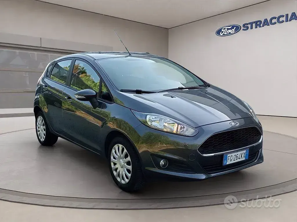 Usata Ford Fiesta 95 CV (69 kW) 2017 Bluazzurro Utilitaria