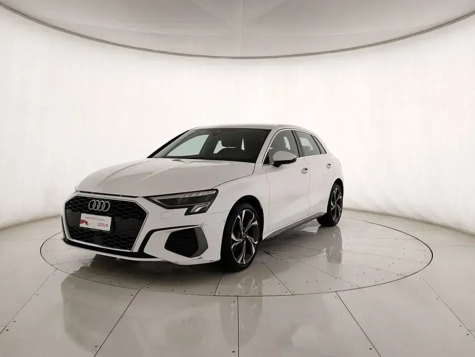 Usata Audi A3 Sportback g-tron S-Line 131 CV (96 kW) 2023 Utilitaria