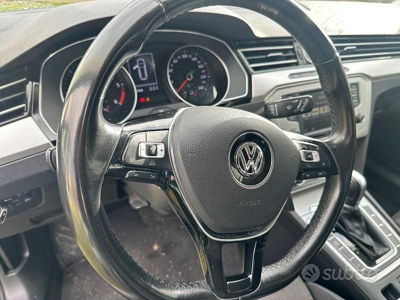 Usata VW Passat 150 CV (110 kW) 2017 Grigio Station wagon