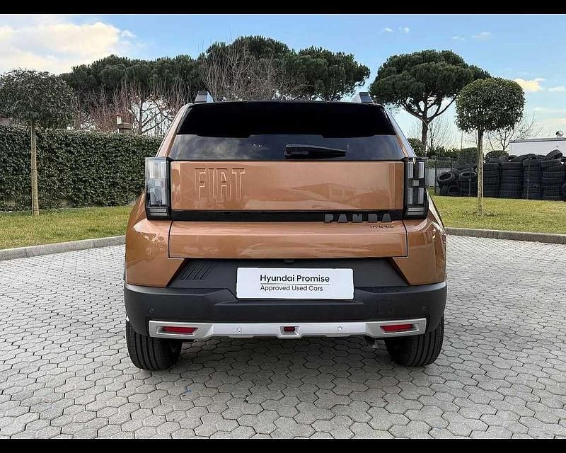 Nuova Fiat Grande Panda La Prima 110 CV (80 kW) 2025 Marrone Utilitaria