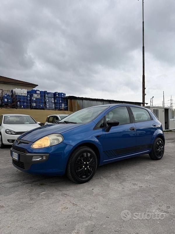 Usata Fiat Punto Evo Dynamic 65 CV (47 kW) 2010 Blu Utilitaria