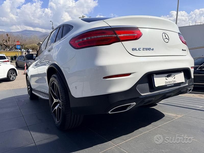 Usata Mercedes GLC250 Premium 203 CV (149 kW) 2018 Bianco Coupé