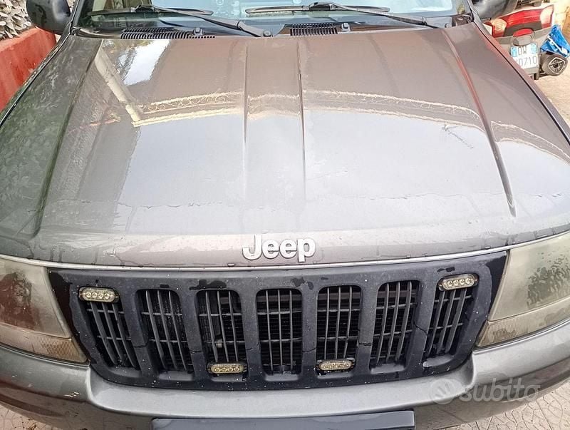 Usata Jeep Grand Cherokee 2003 Grigio SUV