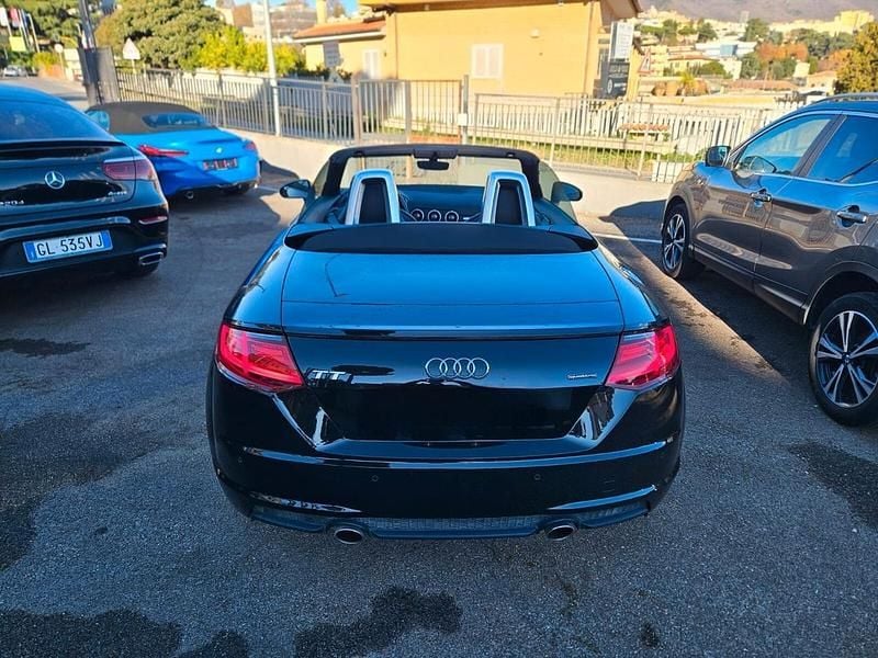 Usata Audi TT Roadster 245 CV (180 kW) 2022 Nero Cabrio