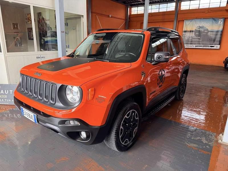 Usata Jeep Renegade Trailhawk 170 CV (125 kW) 2015 SUV