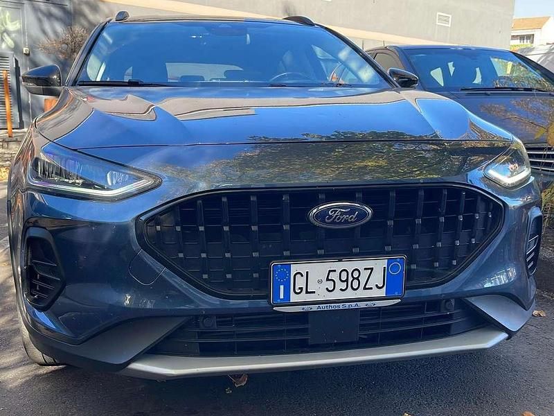 Usata Ford Focus Active 125 CV (91 kW) 2023 Blu/azzurro Berlina