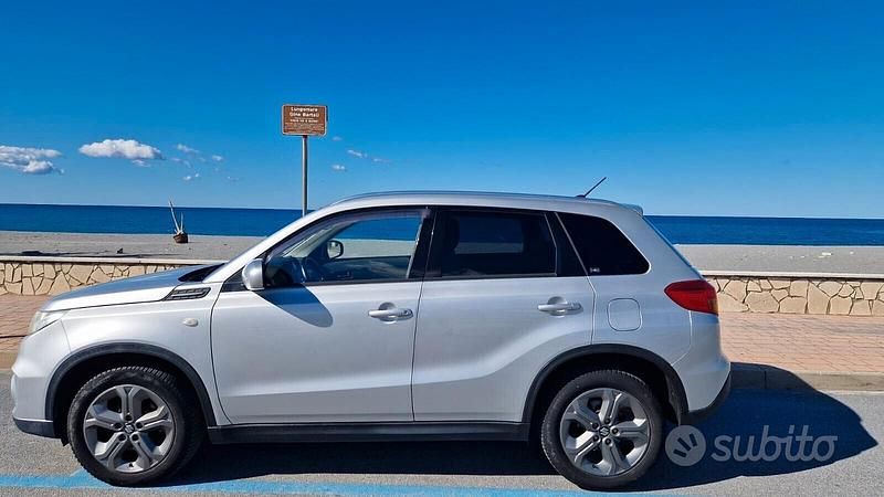Usata Suzuki Vitara Cool 119 CV (87 kW) 2015 Grigio Station wagon