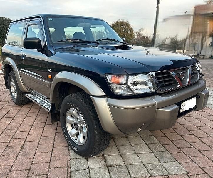 Usata Nissan Patrol 129 CV (94 kW) 2000 Blu SUV