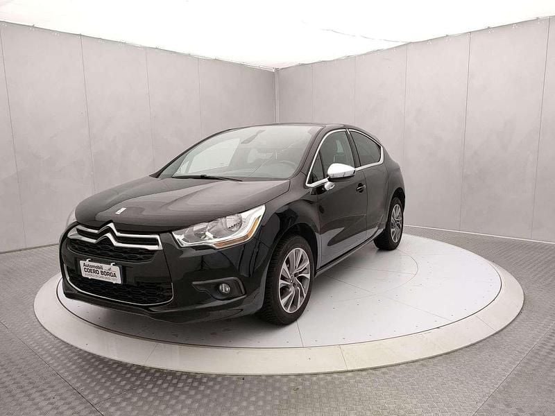 Usata DS Automobiles DS4 Chic 120 CV (88 kW) 2015 Nero Utilitaria
