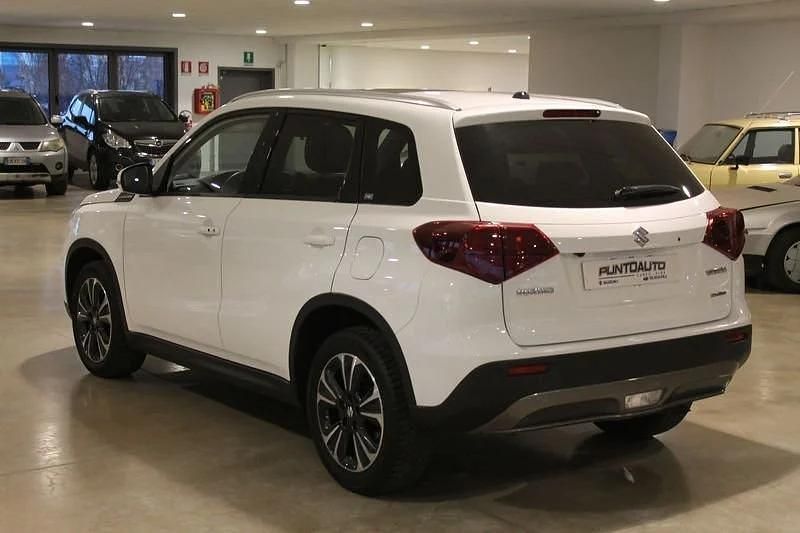 Usata Suzuki Vitara 140 CV (102 kW) 2020 Bianco SUV