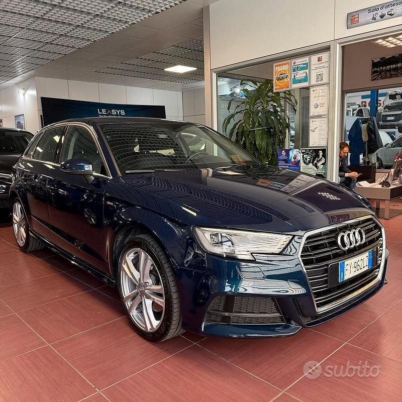 Gebraucht Audi A3 150 PS (110 kW) 2019 Blau Limousine