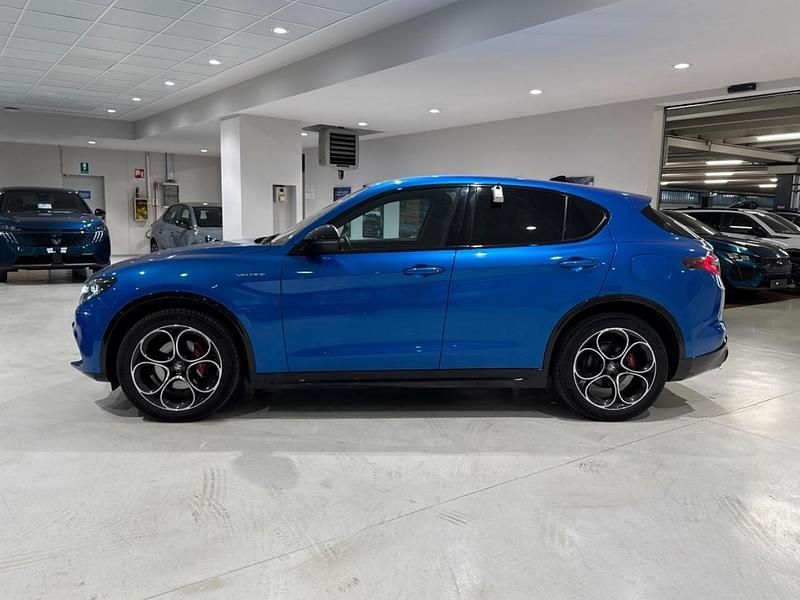 Usata Alfa Romeo Stelvio Veloce 210 CV (154 kW) 2024 Blu SUV
