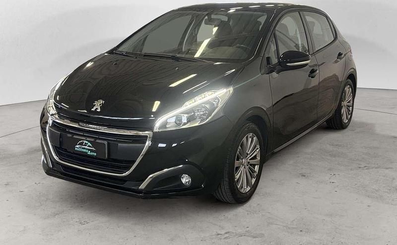 Usata Peugeot 208 Active 82 CV (60 kW) 2018 Nero Utilitaria