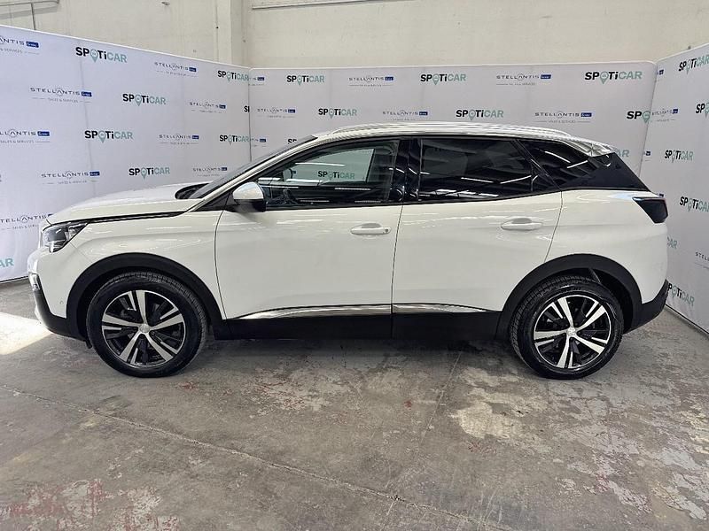 Usata Peugeot 3008 Active 131 CV (96 kW) 2019 Bianco SUV