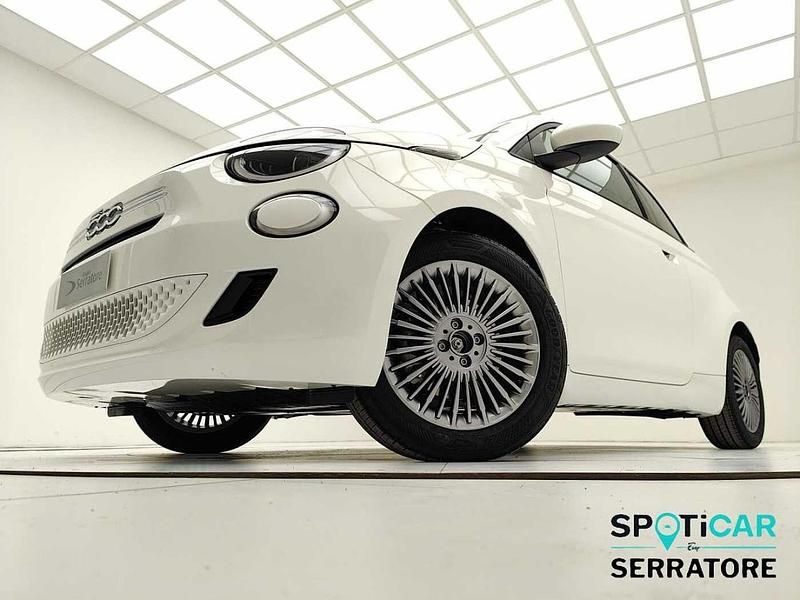 Nuova Fiat 500 2026 Grigio