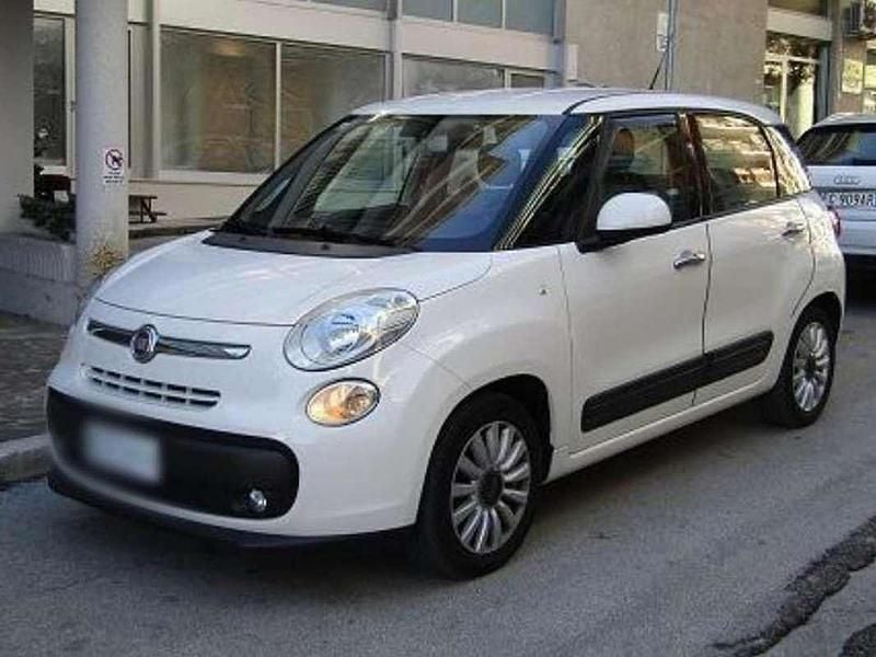 Bianco Usata 2017 Fiat 500L Pop Star Monovolume | 7000 € (Buon prezzo) - Immagine 1/4