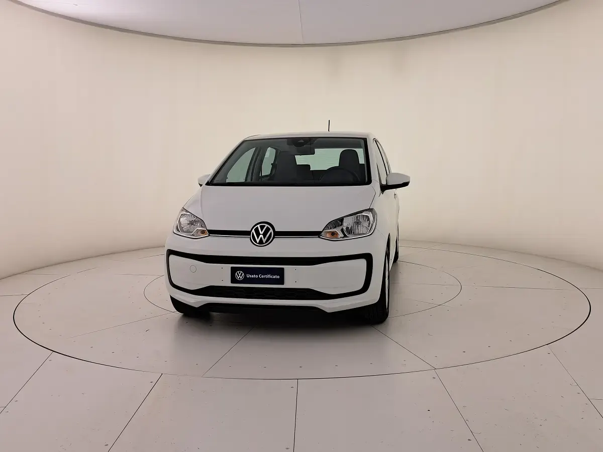 Usata VW up! Move 65 CV (47 kW) 2021 Pure white Utilitaria