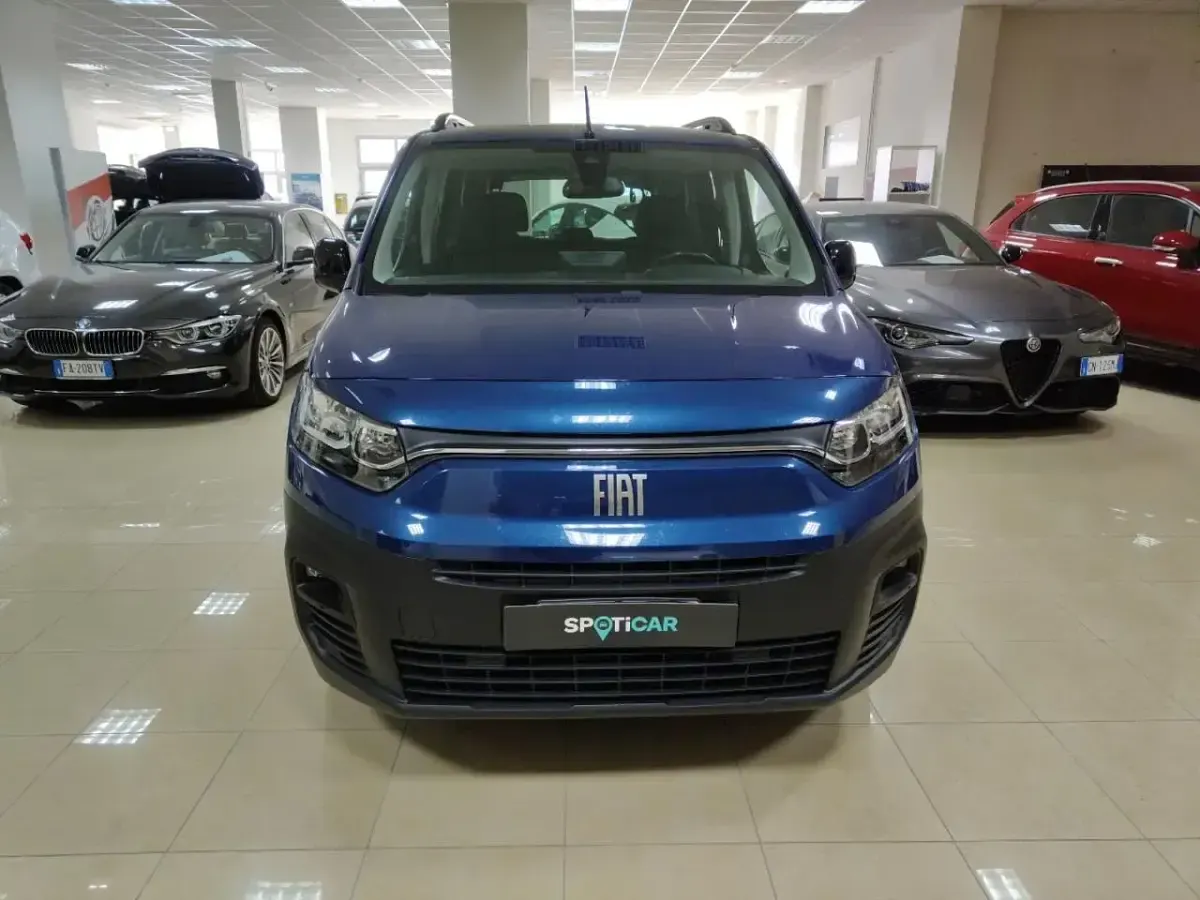 Usata Fiat e-Doblò 56 kW (77 CV) 2023 Blu Monovolume