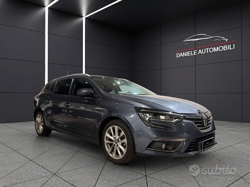 Usata Renault Mégane GrandTour Intens 110 CV (80 kW) 2018 Blu Station wagon