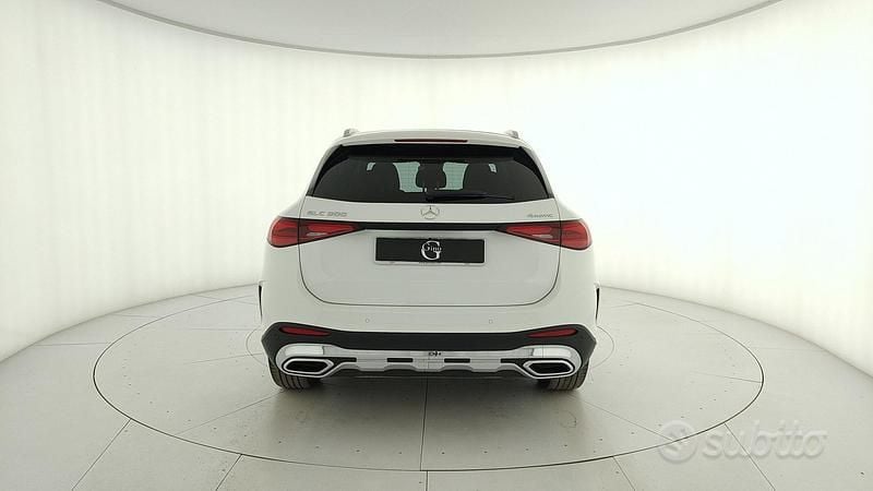 Usata Mercedes GLC300e Advanced 258 CV (189 kW) 2023 Bianco SUV