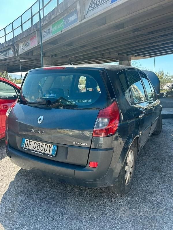Usata Renault Scénic II 2006 Grigio Monovolume