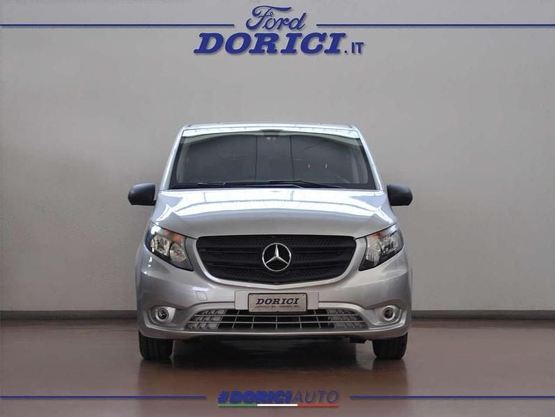 Usata Mercedes Vito 114 CV (83 kW) 2017 Argento Furgone