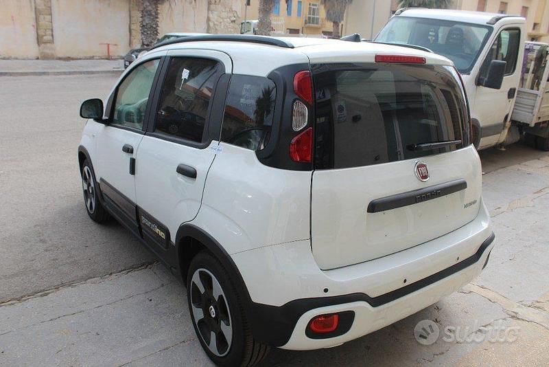 Nuova Fiat Panda S 70 CV (51 kW) 2025 Bianco Berlina