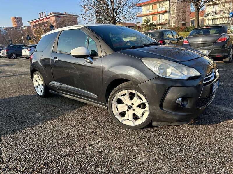 Usato 2010 Citroën DS3 1.6 Benzin 156 CV (3.490 €)