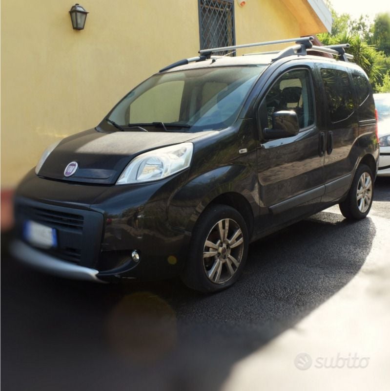 Usata Fiat Qubo Trekking 75 CV (55 kW) 2011 Nero Monovolume
