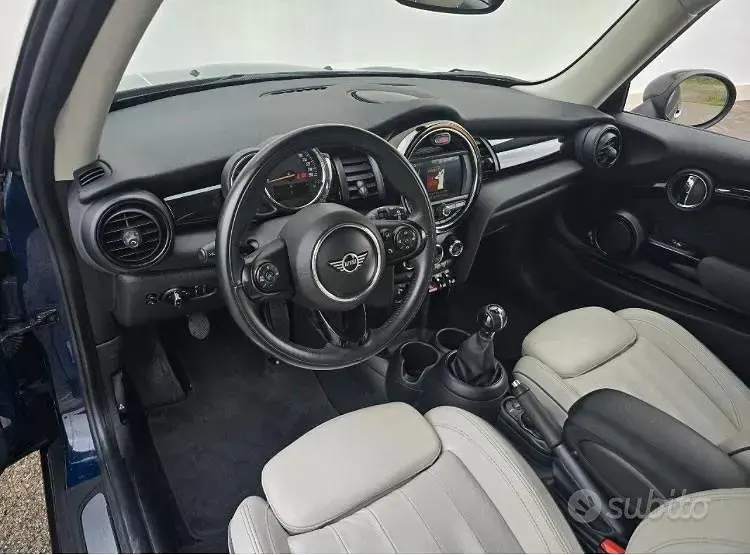 Usata Mini Cooper Hype 136 CV (100 kW) 2018 Blu Utilitaria