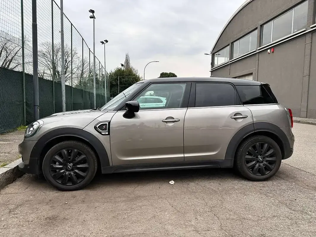 Usata Mini Cooper S Countryman Hype 192 CV (141 kW) 2020 Argento SUV