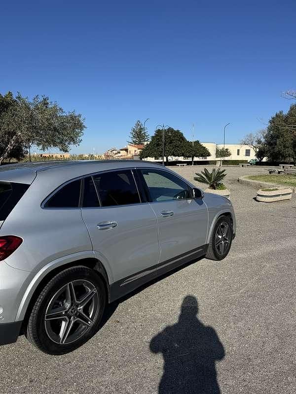 Usata Mercedes GLA200 Advanced Plus 150 CV (110 kW) 2024 SUV
