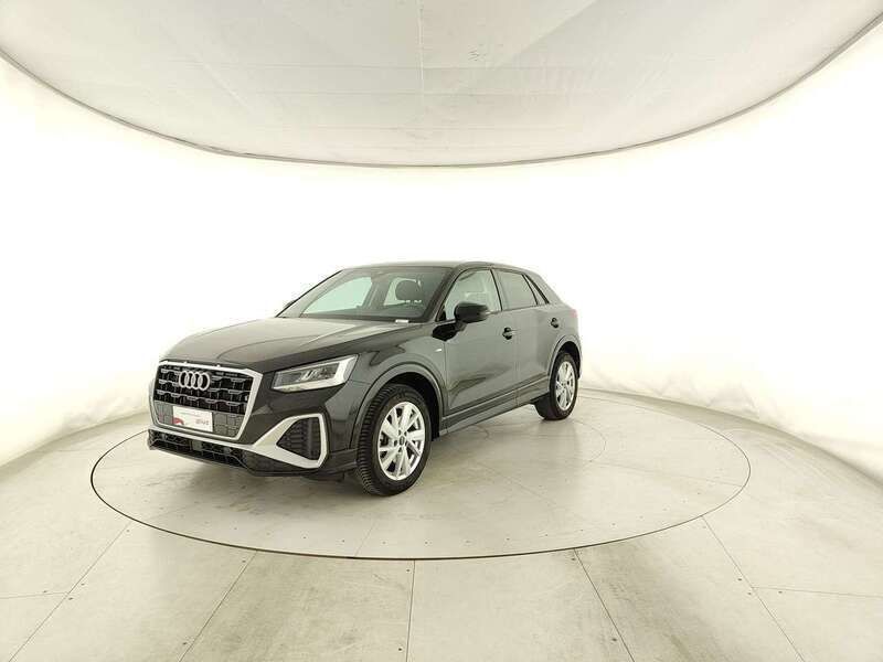 Nero Usata 2024 Audi Q2 Comfort SUV | 31.900 € (Buon prezzo) - Immagine 1/4