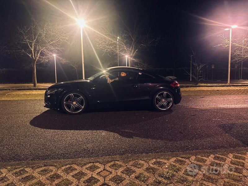 Nero Usata 2009 Audi TT S-Line Coupé | 7000 € (Super prezzo) - Immagine 1/3